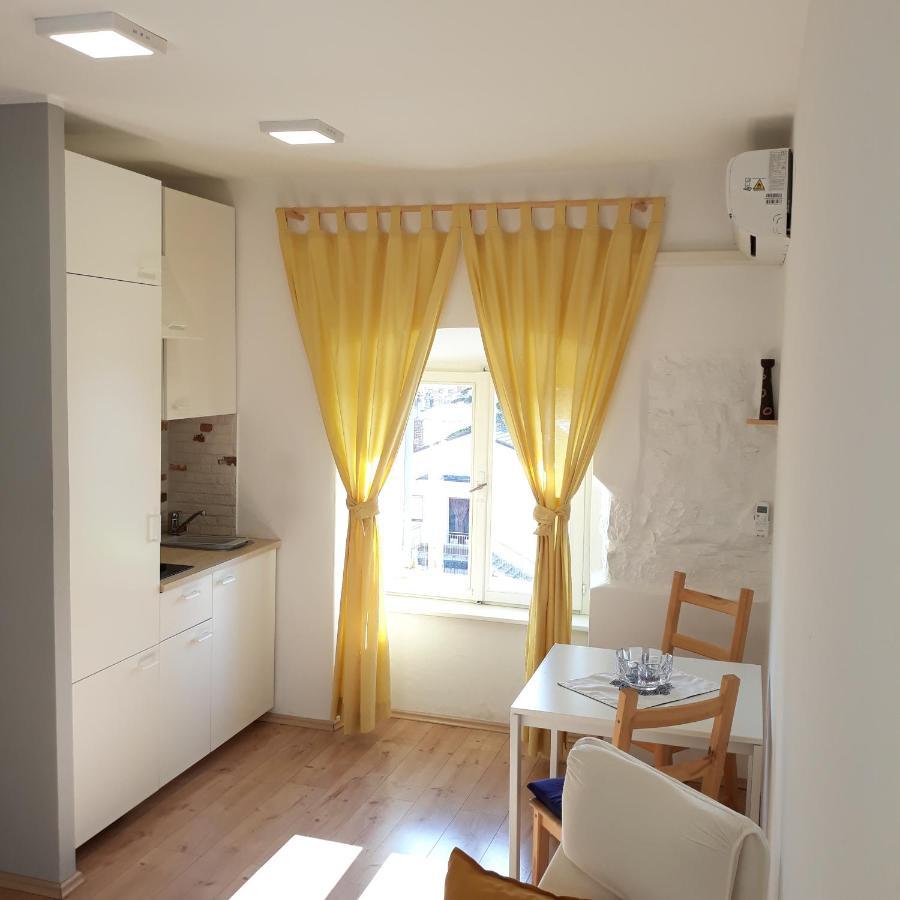 Studio Apartman "Nicole" 普拉 外观 照片