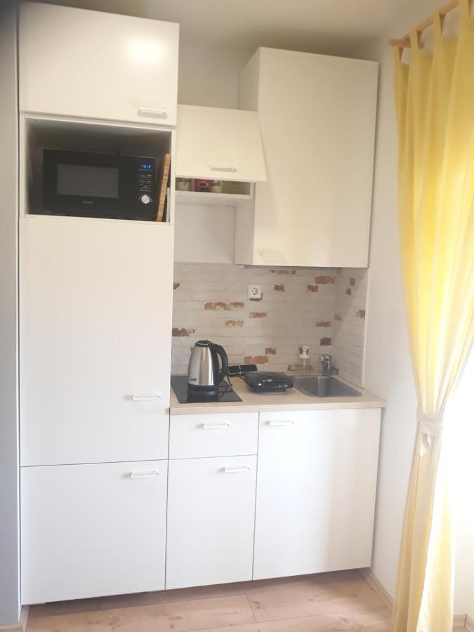 Studio Apartman "Nicole" 普拉 外观 照片